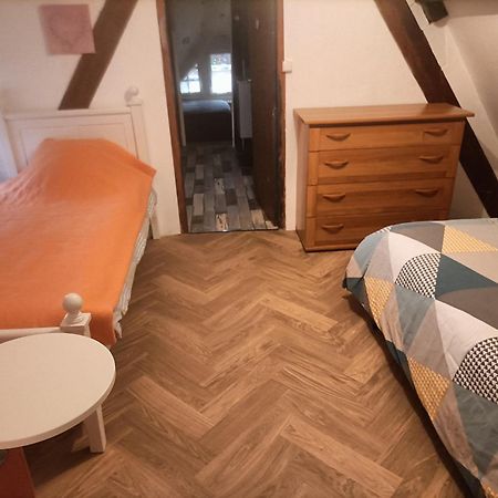 Chaumiere Du Chateau D'O Et Sa Mini Ferme ,Gite 21Couchages Goupil-Othon Екстер'єр фото
