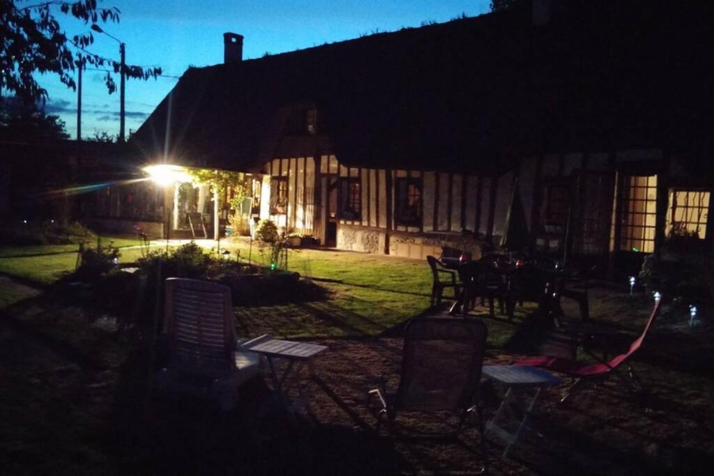 Chaumiere Du Chateau D'O Et Sa Mini Ferme ,Gite 21Couchages Goupil-Othon Екстер'єр фото